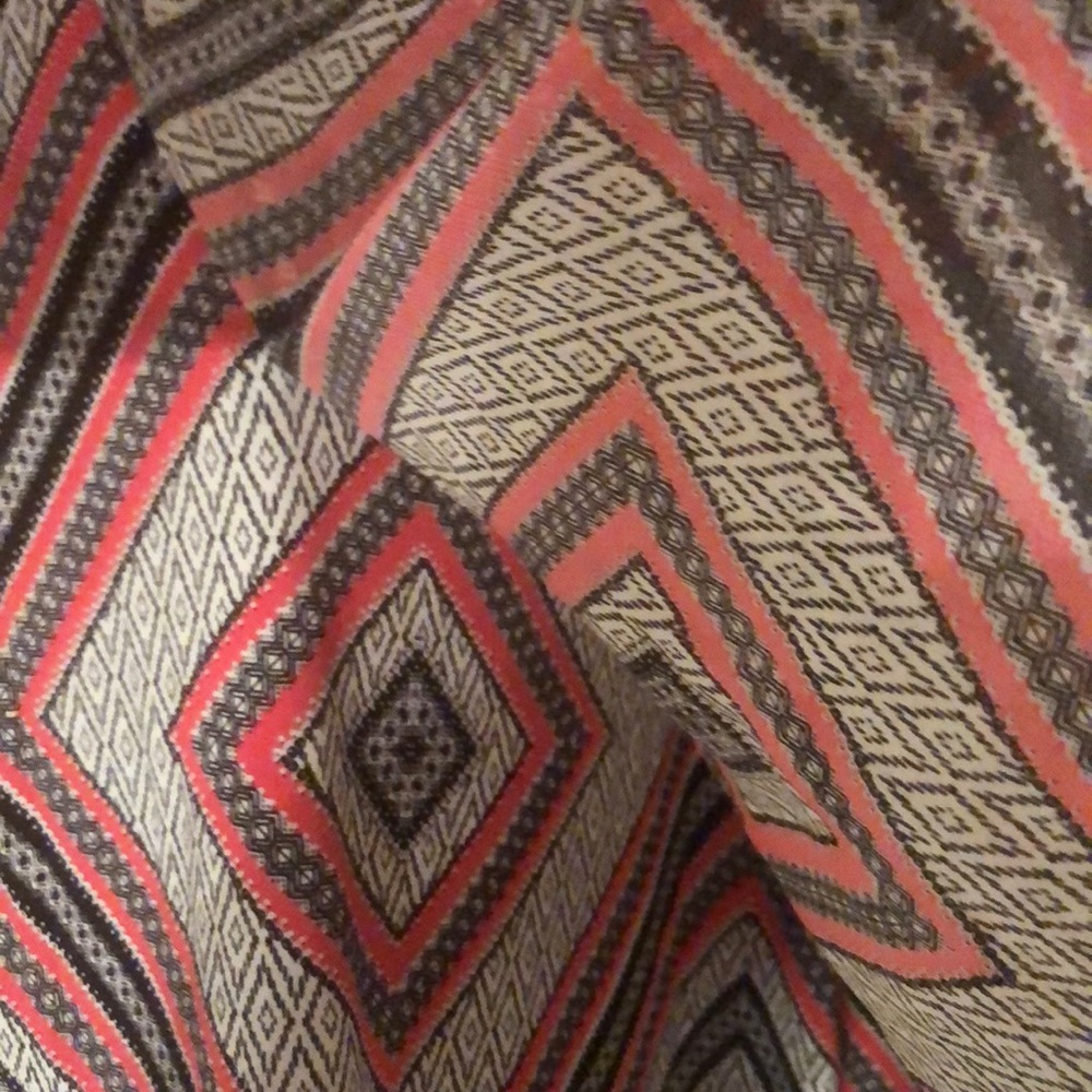 Studio Works layered top - Picture 2 of 7